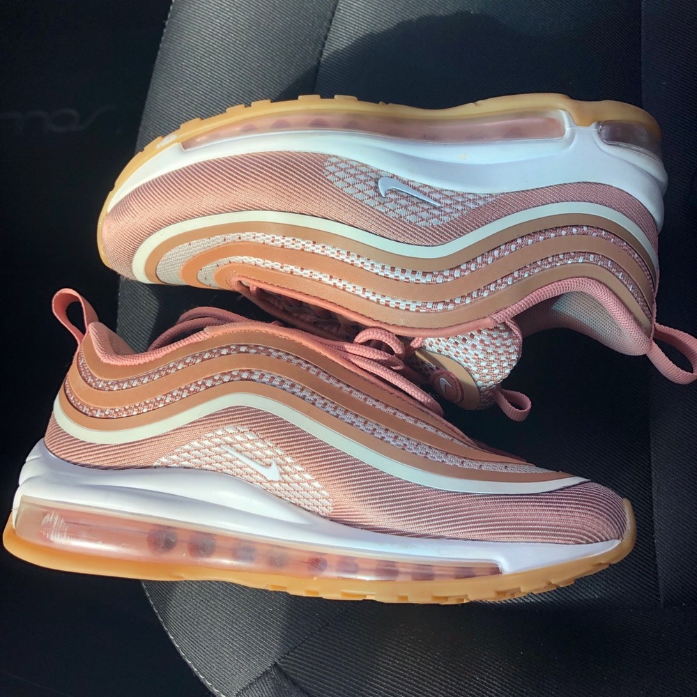 Nike Airmax 97 Metallic Rose Gold Size 5 (W)